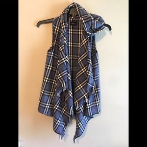 Takara girls hoodie throw